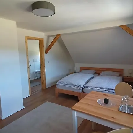 Haus Waldschaenke エアルバッハ